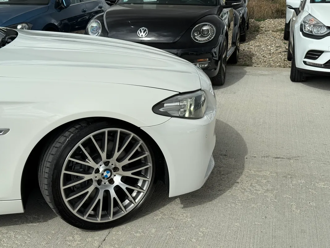BMW Seria 5 530d - fotografie 7