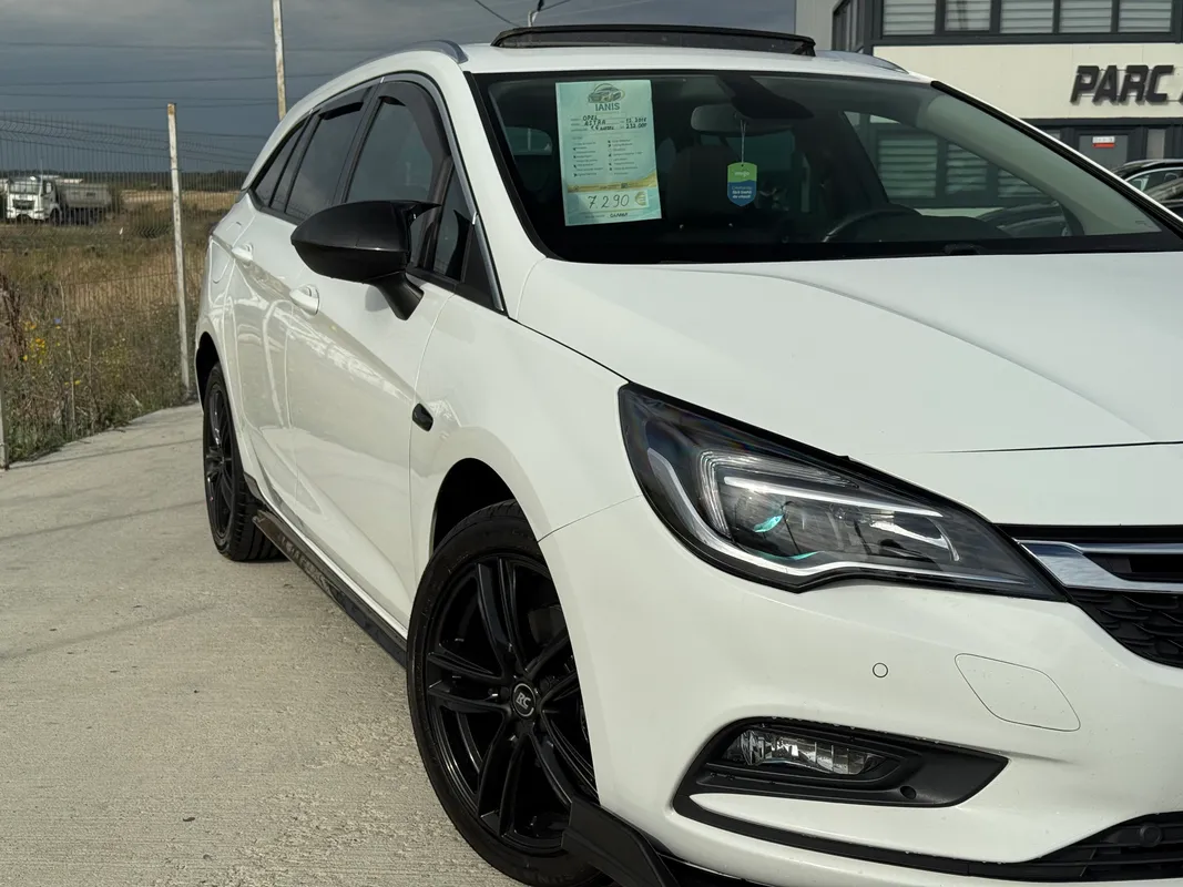 Opel Astra - fotografie 2