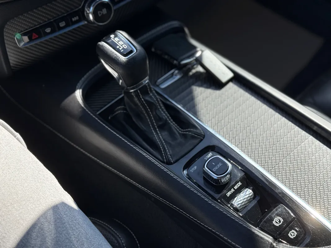 Volvo XC90 Polestar R-Design - fotografie 14