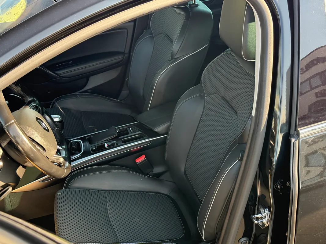 Renault Megane - fotografie 6